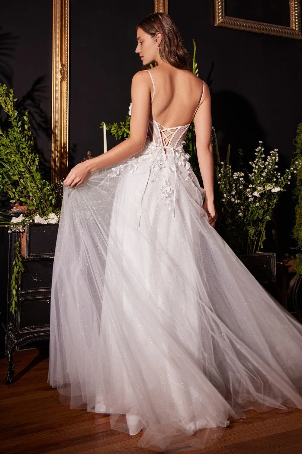 Abito da sposa lungo senza maniche con scollo a V e stampa floreale 3D